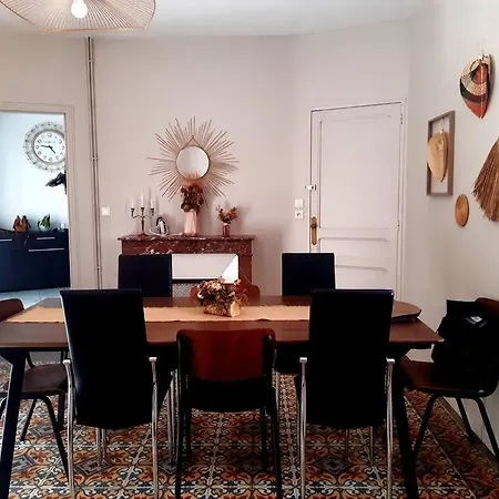 Βίλα Charmante Maison De Avec Jardin *