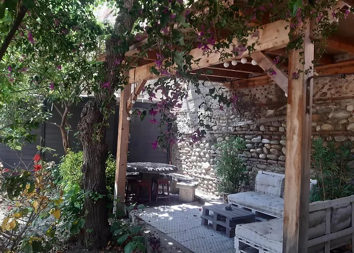 فيلة Charmante Maison De Avec Jardin